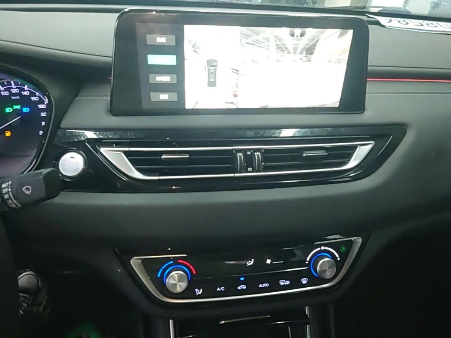 CHANGAN Ruicheng CC 2022 Blue Whale Edition 1.5T DCT Luxury Model — миниатюра 16