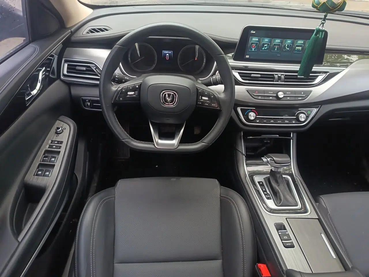 CHANGAN Ruicheng CC 2021 Blue Whale Edition 1.5T DCT Luxury Model — миниатюра 11