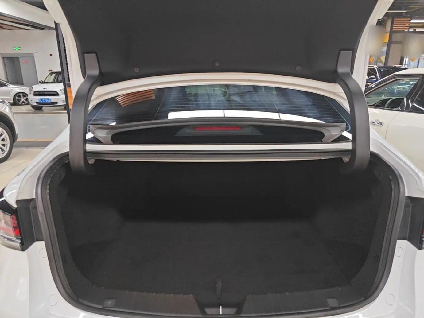 CHANGAN Ruicheng PLUS 2023 1.5T DCT Navigation Edition — миниатюра 22