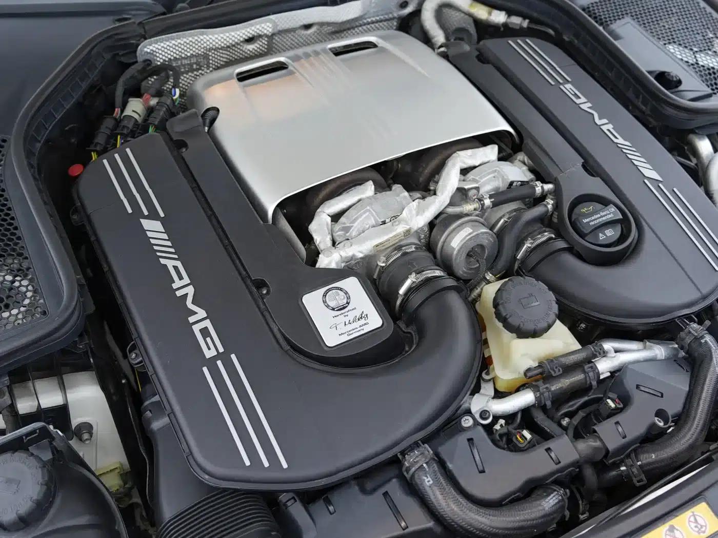 2016 Mercedes-Benz C-Class AMG C 63 Coupe — миниатюра 17
