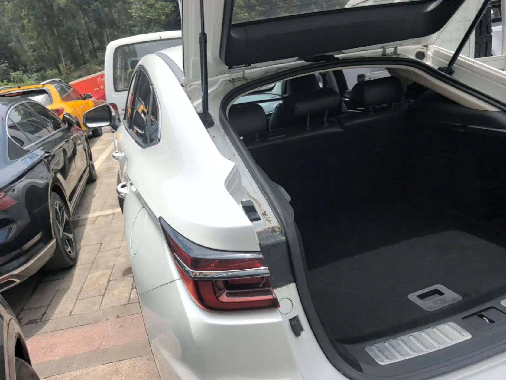 CHANGAN CS85 COUPE 2021 1.5T DCT Luxury Edition — миниатюра 4