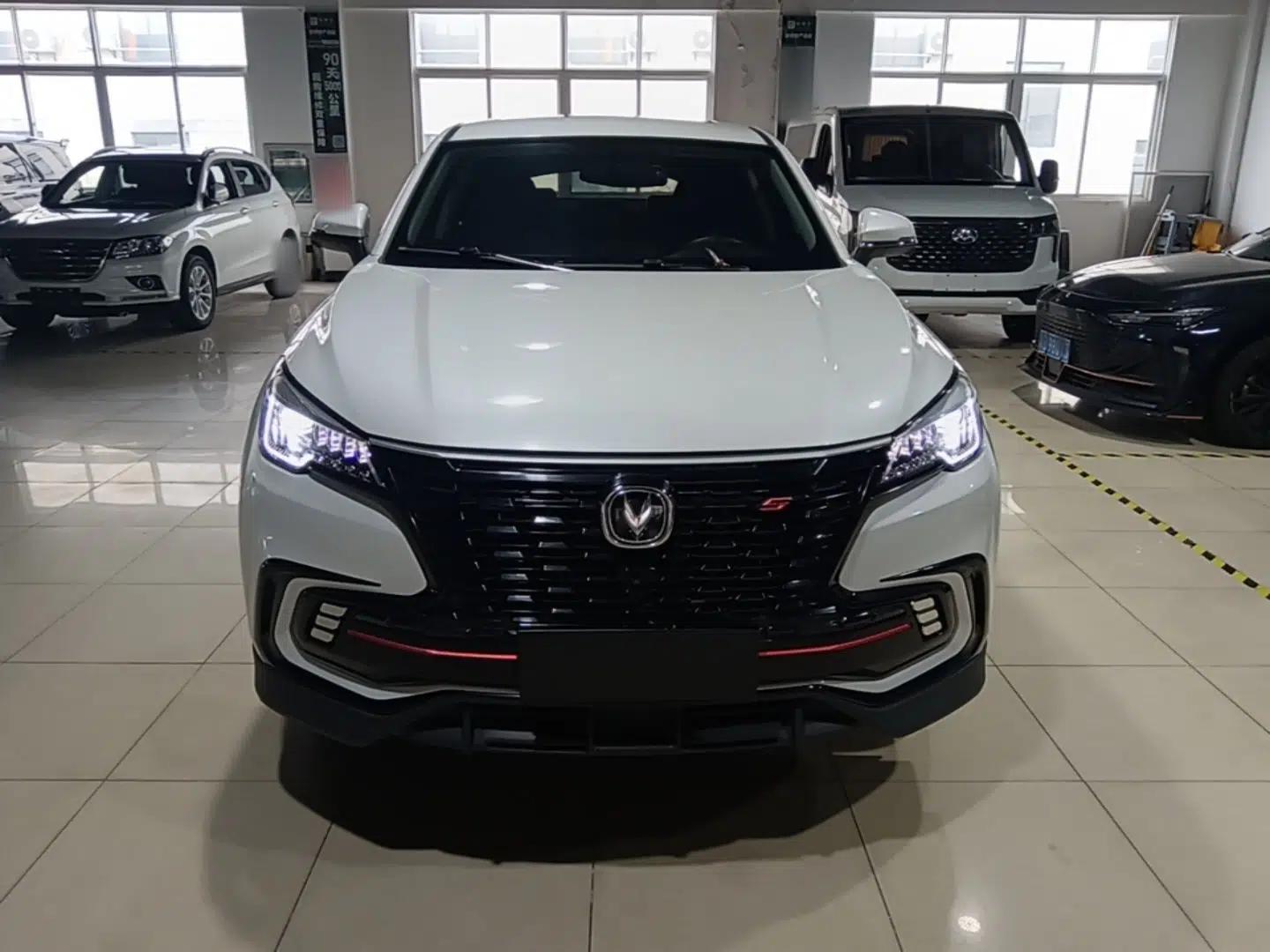 CHANGAN CS85 COUPE 2021 1.5T DCT Luxury Edition — миниатюра 2