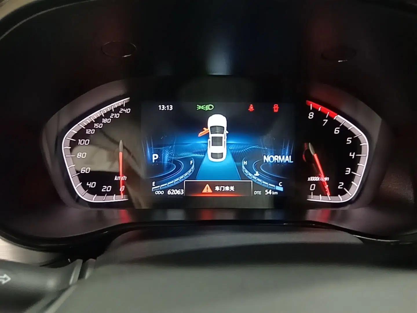 CHANGAN CS85 COUPE 2021 1.5T DCT Luxury Edition — миниатюра 14