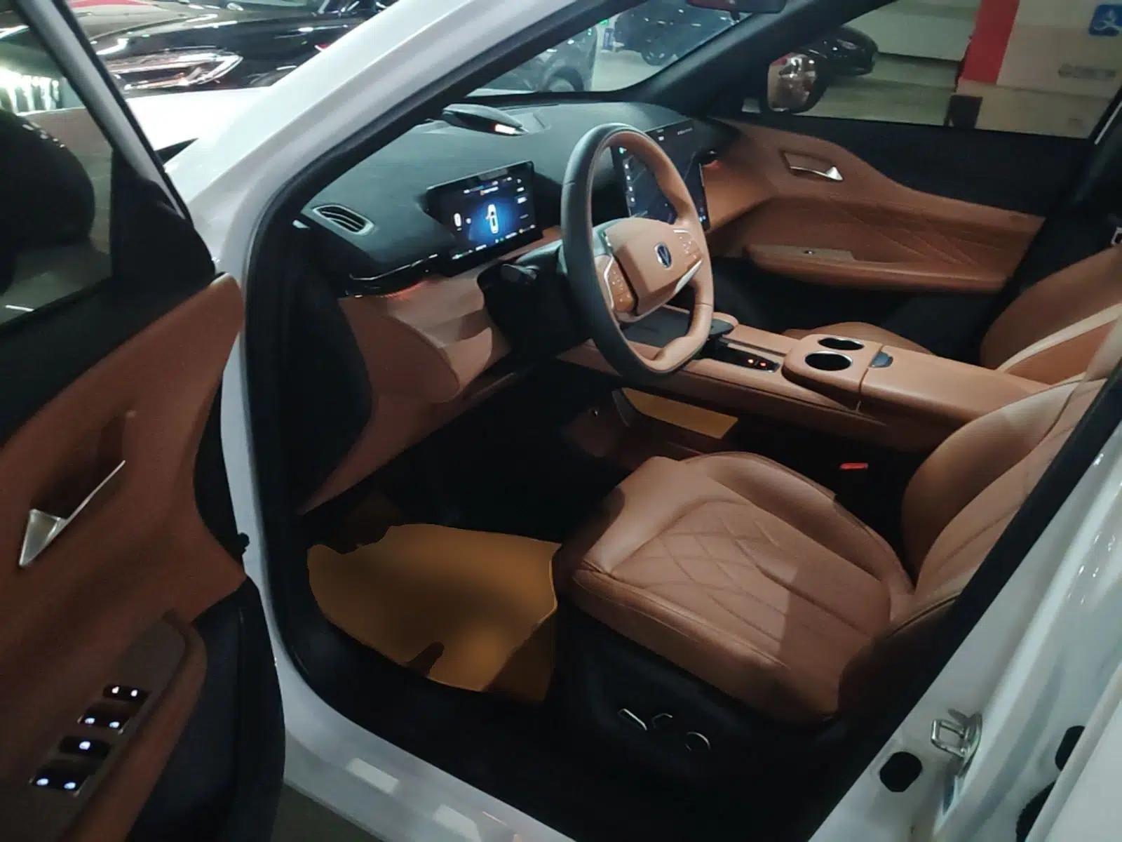 CHANGAN UNI-Z New Energy 2024 Blue Whale Smart Electric iDD 125km Excellence Model — миниатюра 19