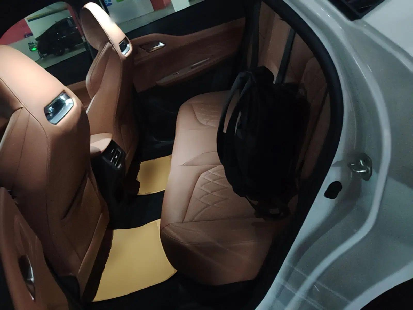 CHANGAN UNI-Z New Energy 2024 Blue Whale Smart Electric iDD 125km Excellence Model — миниатюра 20