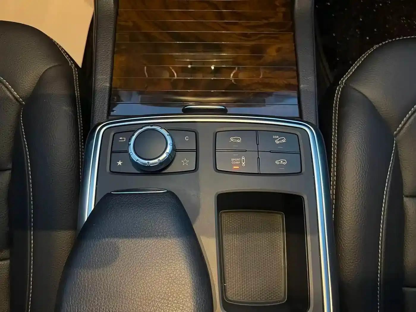 Mercedes-Benz M-Class 2015 ML 400 4MATIC Dynamic — миниатюра 20
