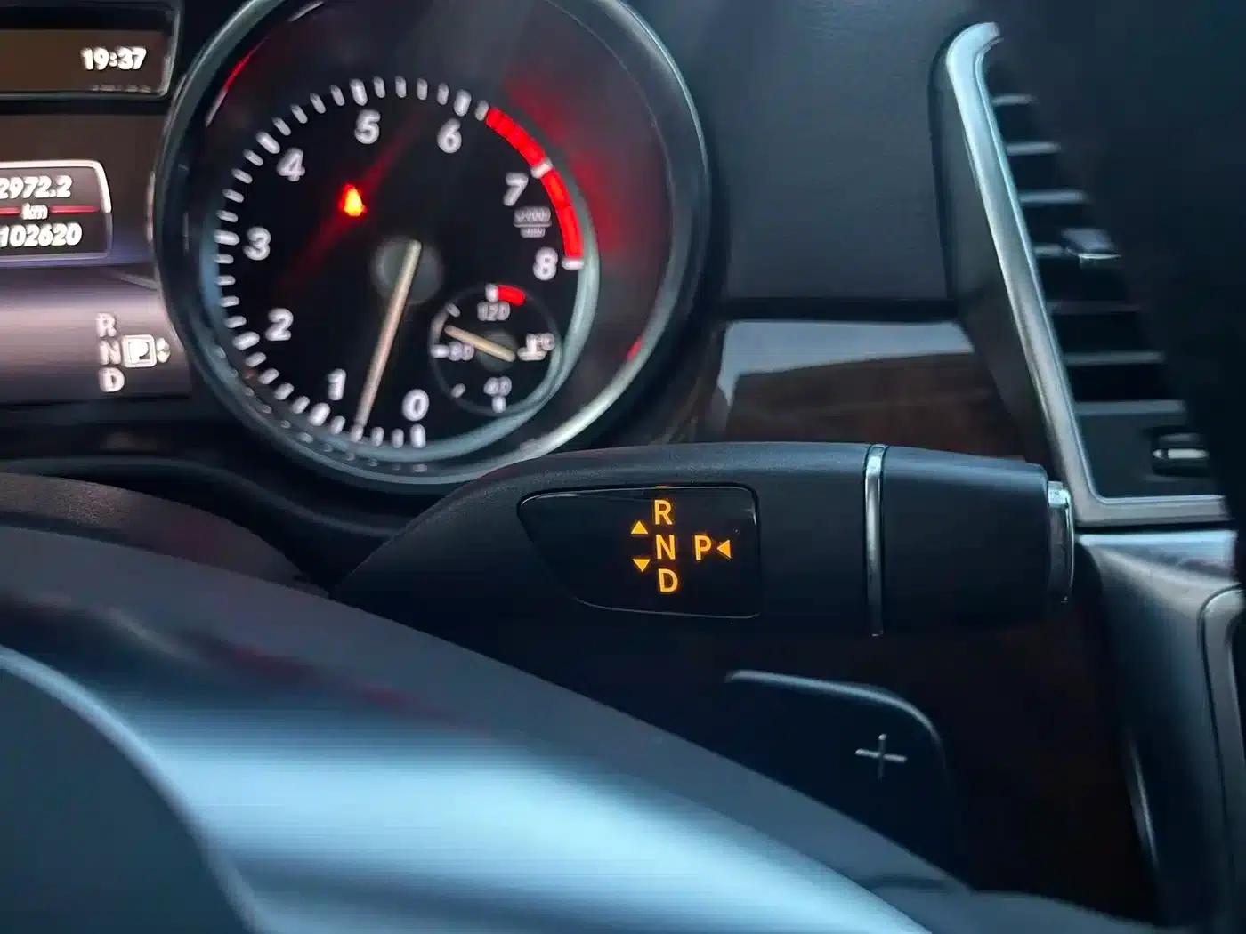 Mercedes-Benz M-Class 2015 ML 400 4MATIC Dynamic — миниатюра 29