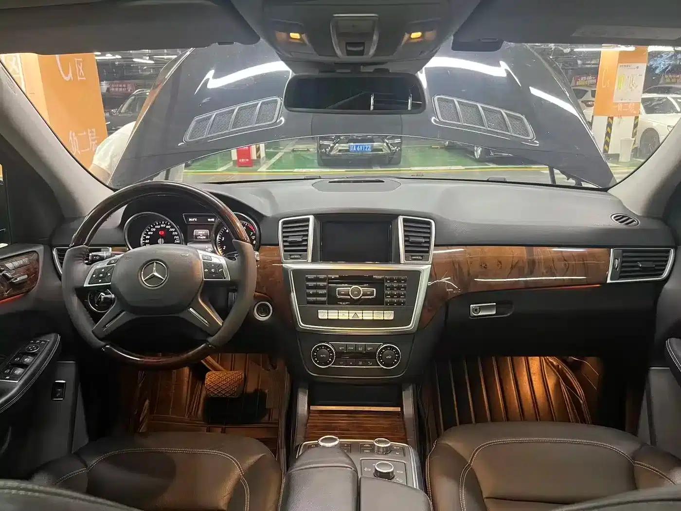 Mercedes-Benz M-Class 2014 ML 400 4MATIC Luxury — миниатюра 19