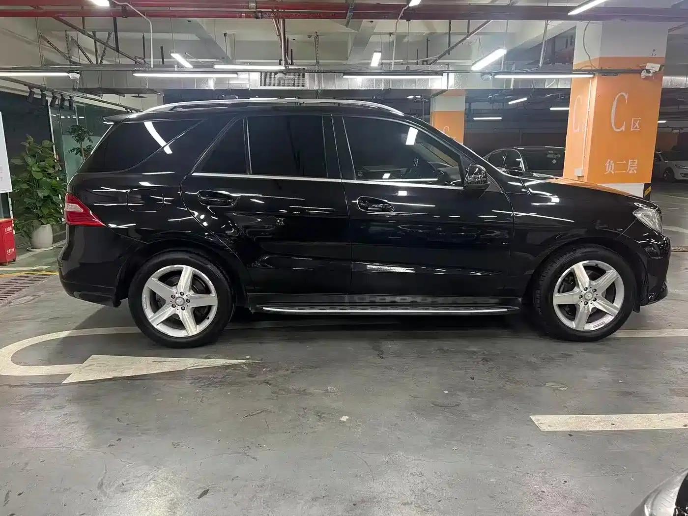 Mercedes-Benz M-Class 2014 ML 400 4MATIC Luxury — миниатюра 4