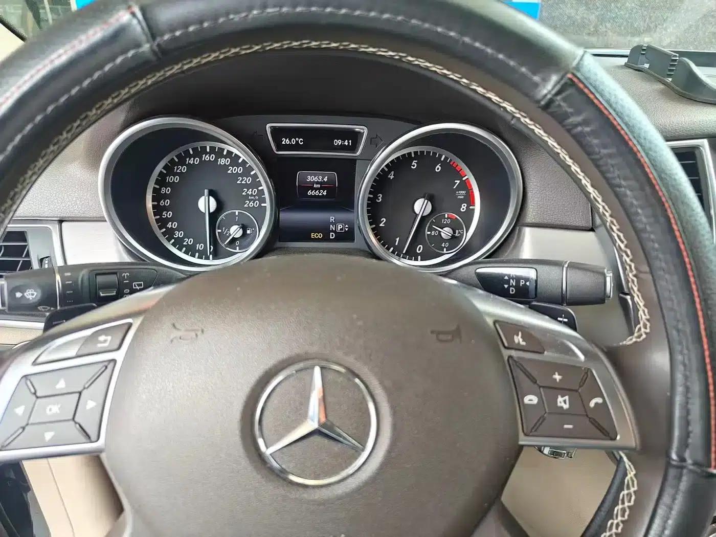 2015 Mercedes-Benz M-Class ML 320 4MATIC — миниатюра 5