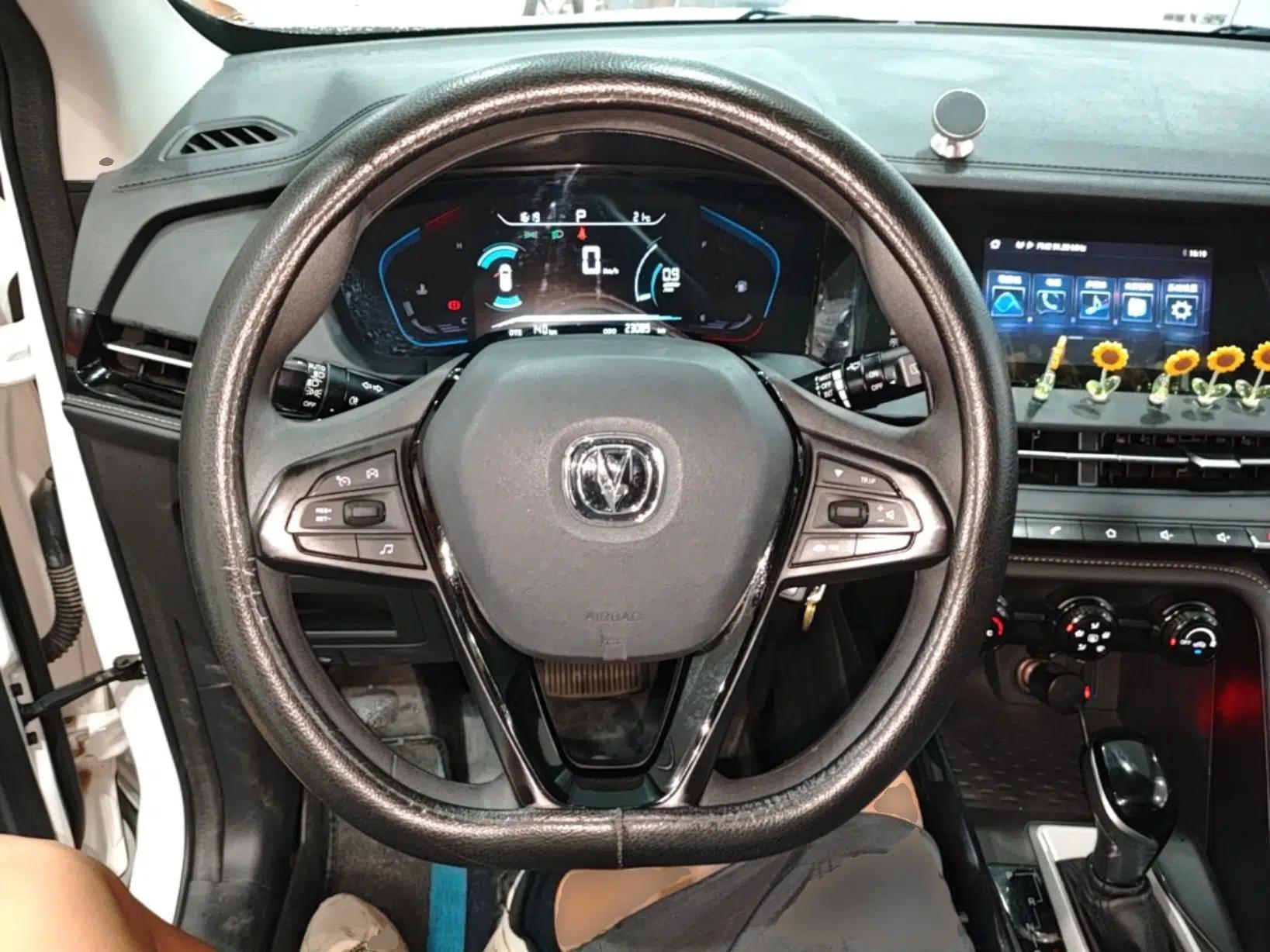 CHANGAN CS15 2021 1.5L Automatic Entry-Level Trim — миниатюра 14