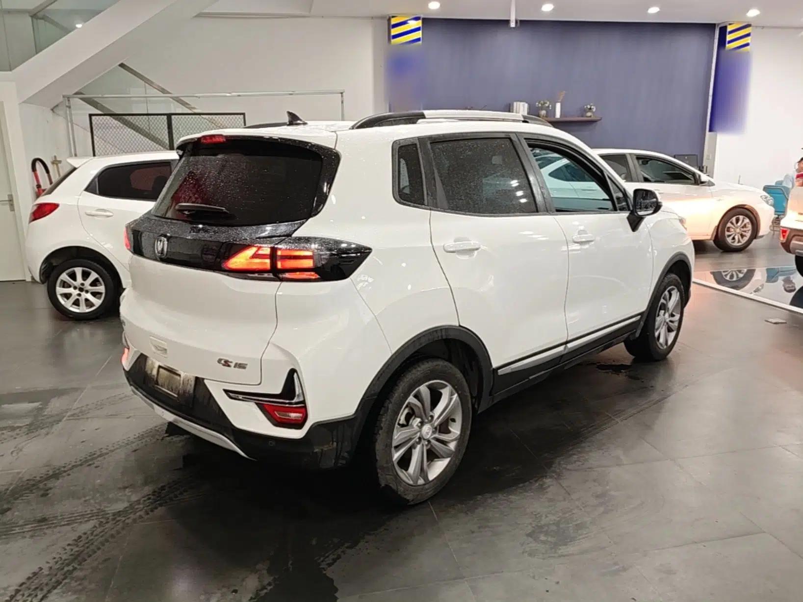CHANGAN CS15 2021 1.5L Automatic Entry-Level Trim — миниатюра 6
