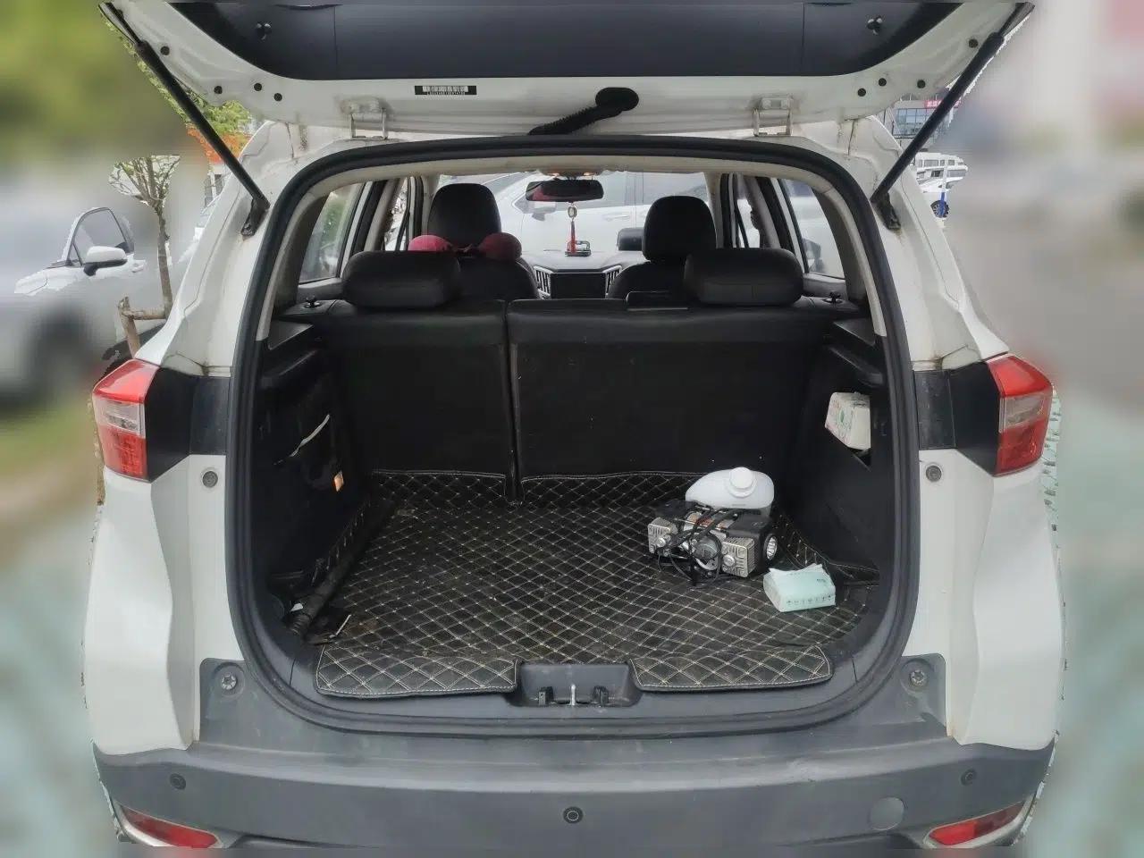 CHANGAN CS15 2016 1.5L Manual Fashion Edition — миниатюра 20