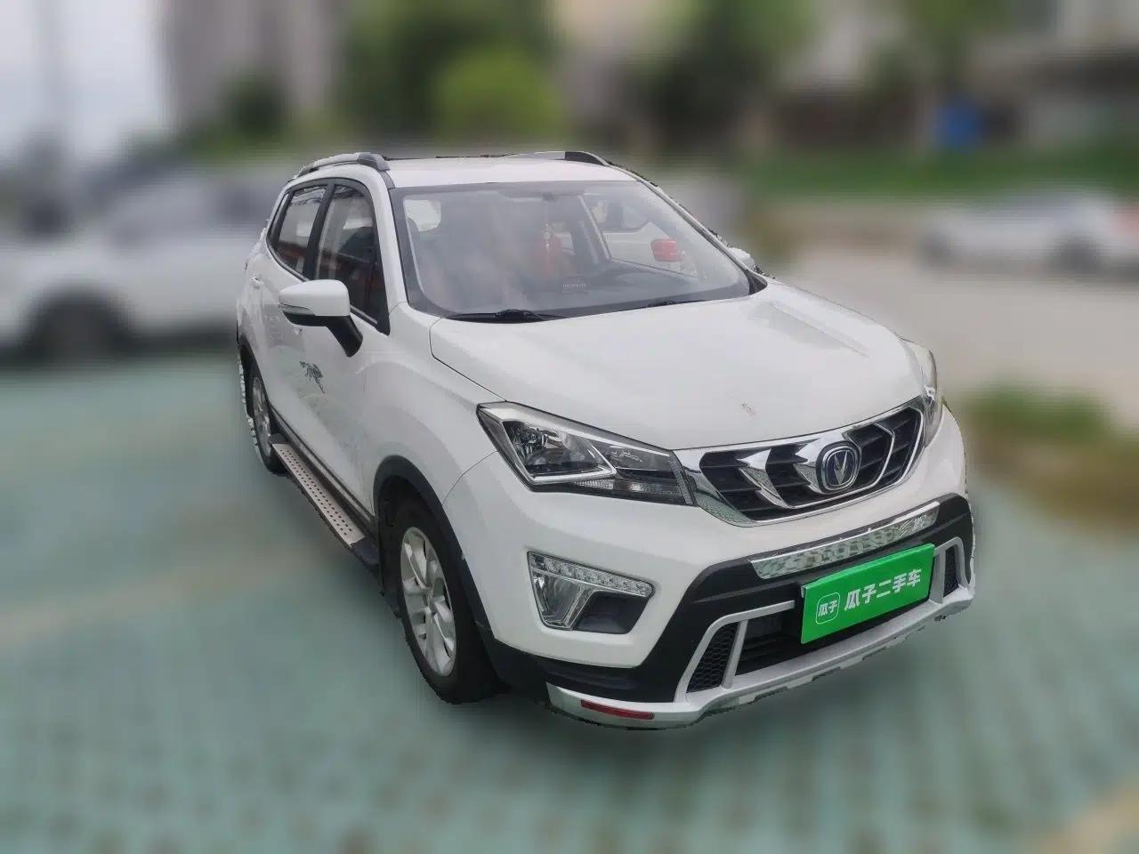 CHANGAN CS15 2016 1.5L Manual Fashion Edition — миниатюра 3