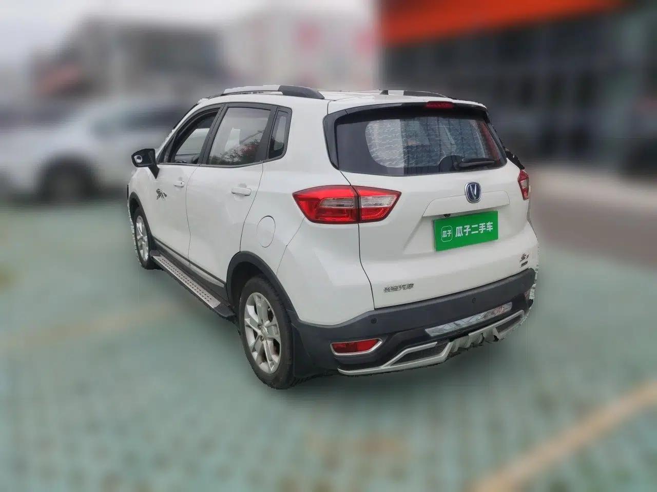 CHANGAN CS15 2016 1.5L Manual Fashion Edition — миниатюра 4