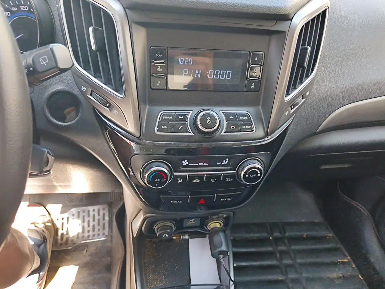 CHANGAN CS15 2016 1.5L Manual Fashion Edition — миниатюра 14