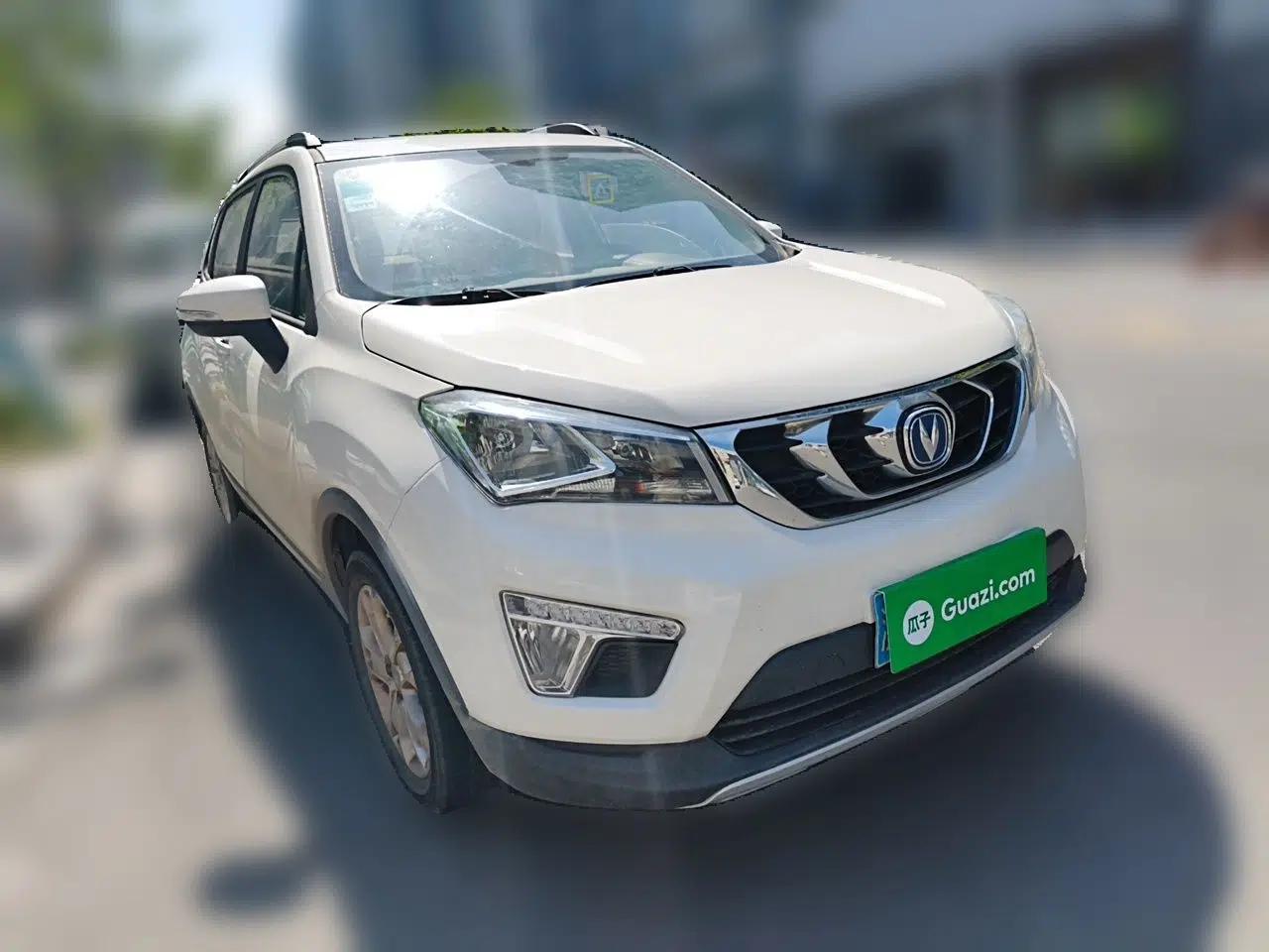 CHANGAN CS15 2016 1.5L Manual Fashion Edition — миниатюра 3