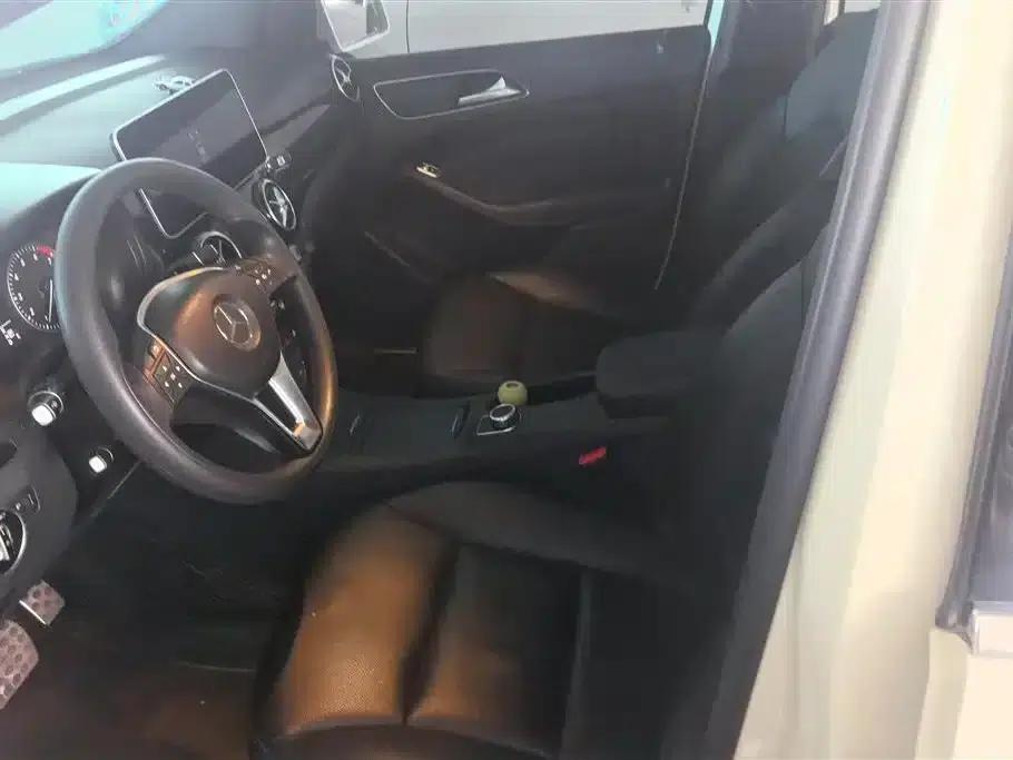 2012 Mercedes-Benz B-Class B 180 — миниатюра 9