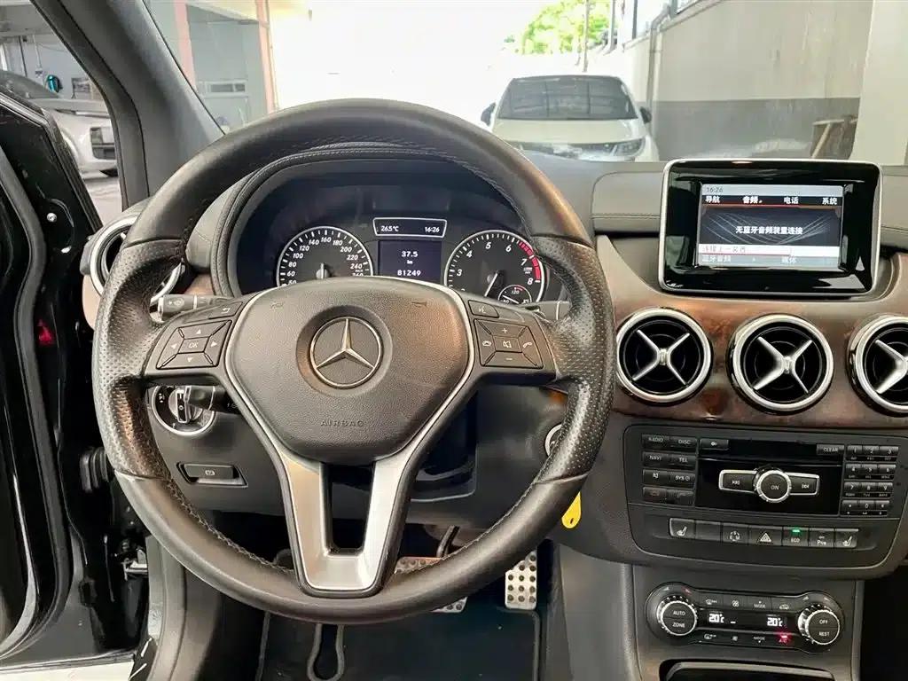 2012 Mercedes-Benz B-Class B 200 — миниатюра 12
