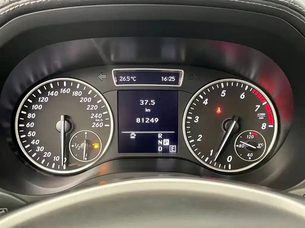 2012 Mercedes-Benz B-Class B 200 — миниатюра 13