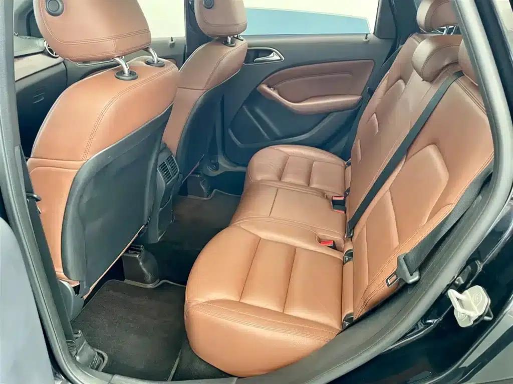 2012 Mercedes-Benz B-Class B 200 — миниатюра 7
