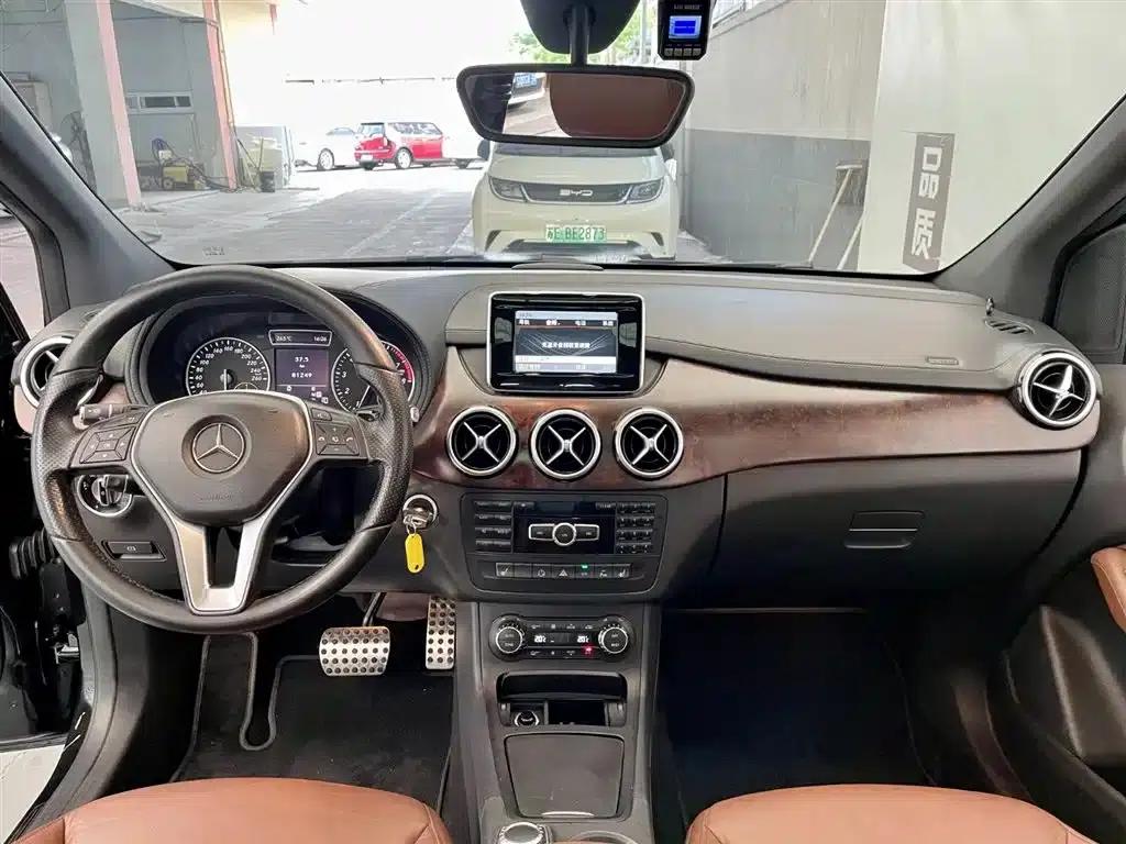 2012 Mercedes-Benz B-Class B 200 — миниатюра 8