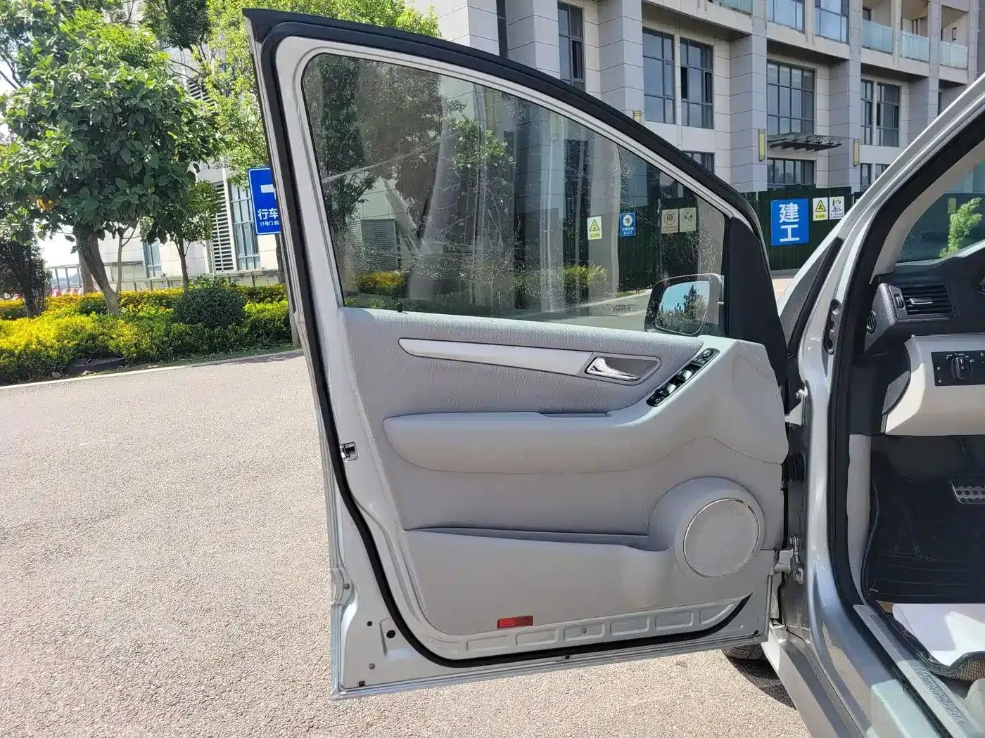 2012 Mercedes-Benz B-Class B 200 — миниатюра 19