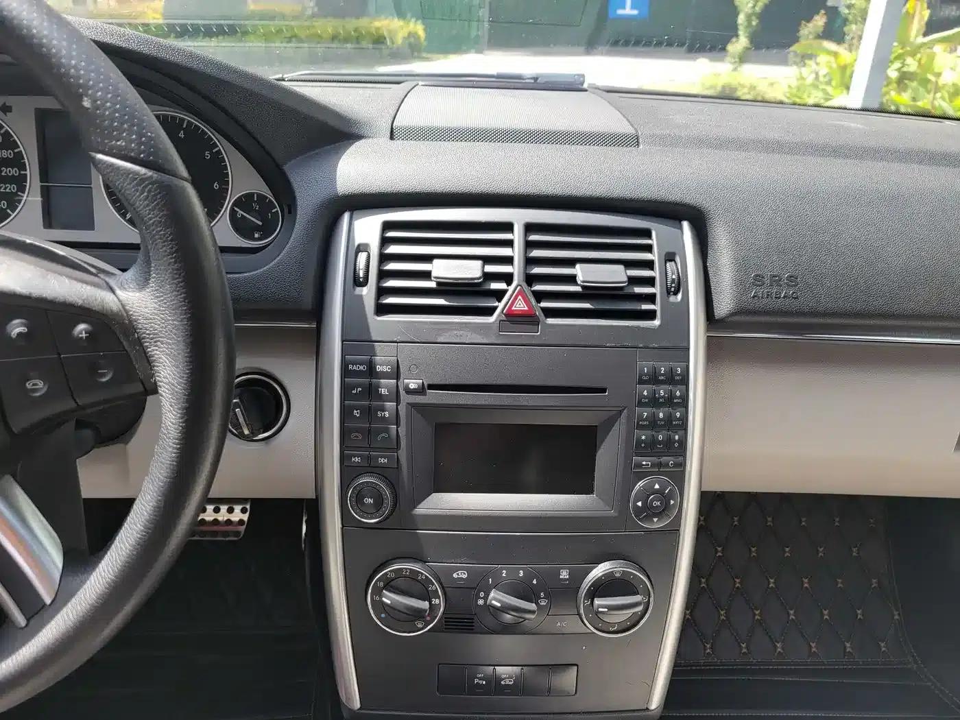 2012 Mercedes-Benz B-Class B 200 — миниатюра 20