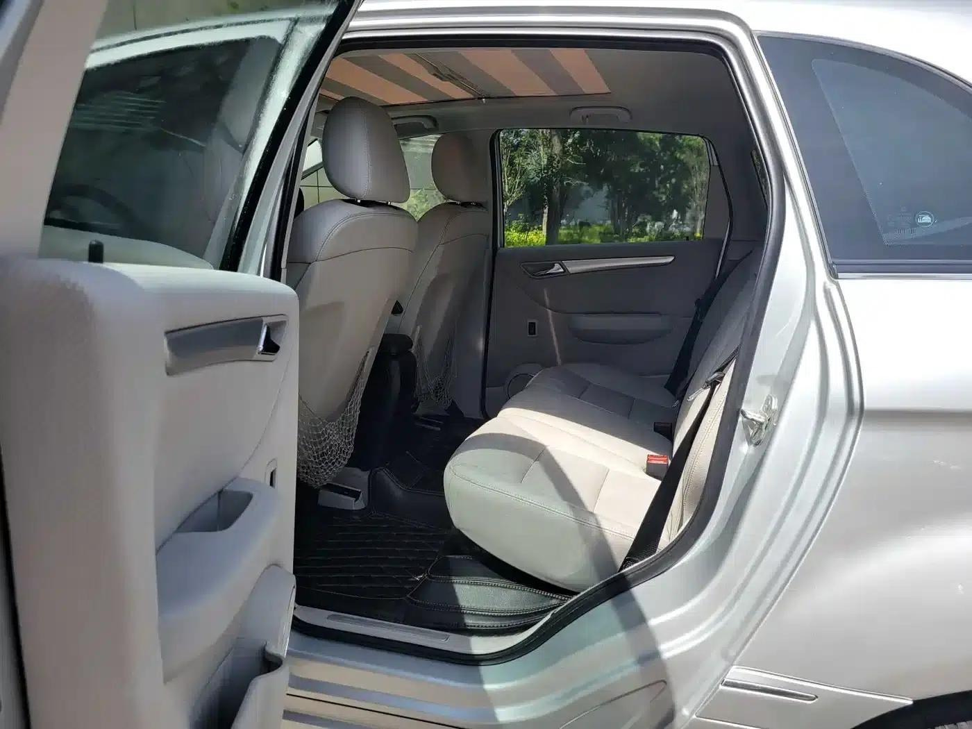 2012 Mercedes-Benz B-Class B 200 — миниатюра 6