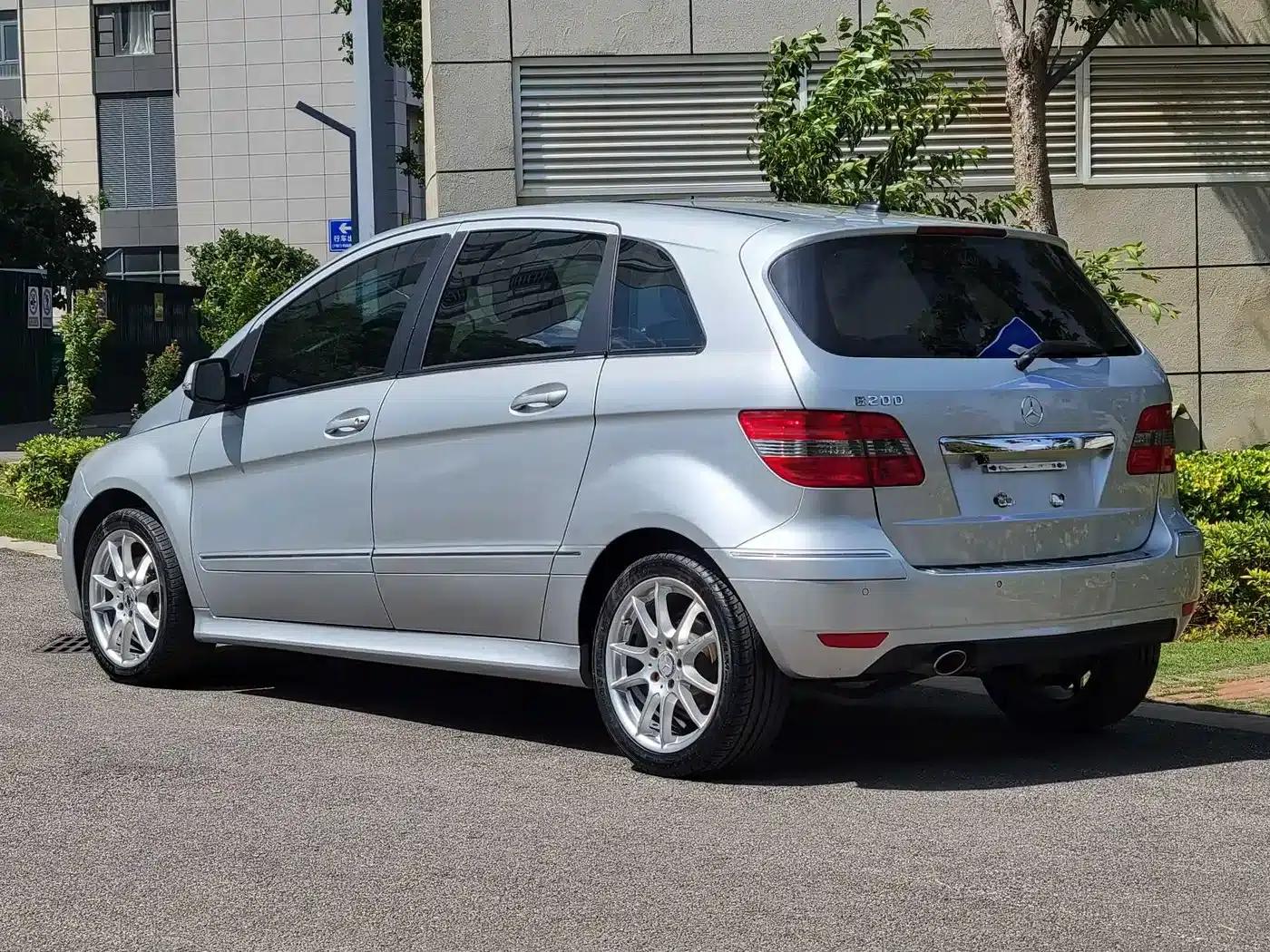 2012 Mercedes-Benz B-Class B 200 — миниатюра 7
