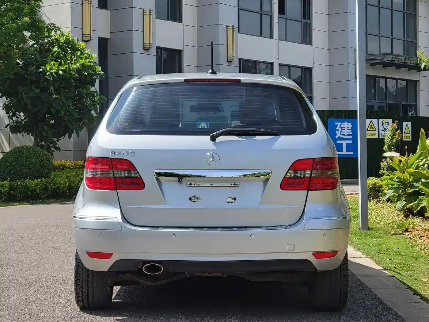 2012 Mercedes-Benz B-Class B 200 — миниатюра 8
