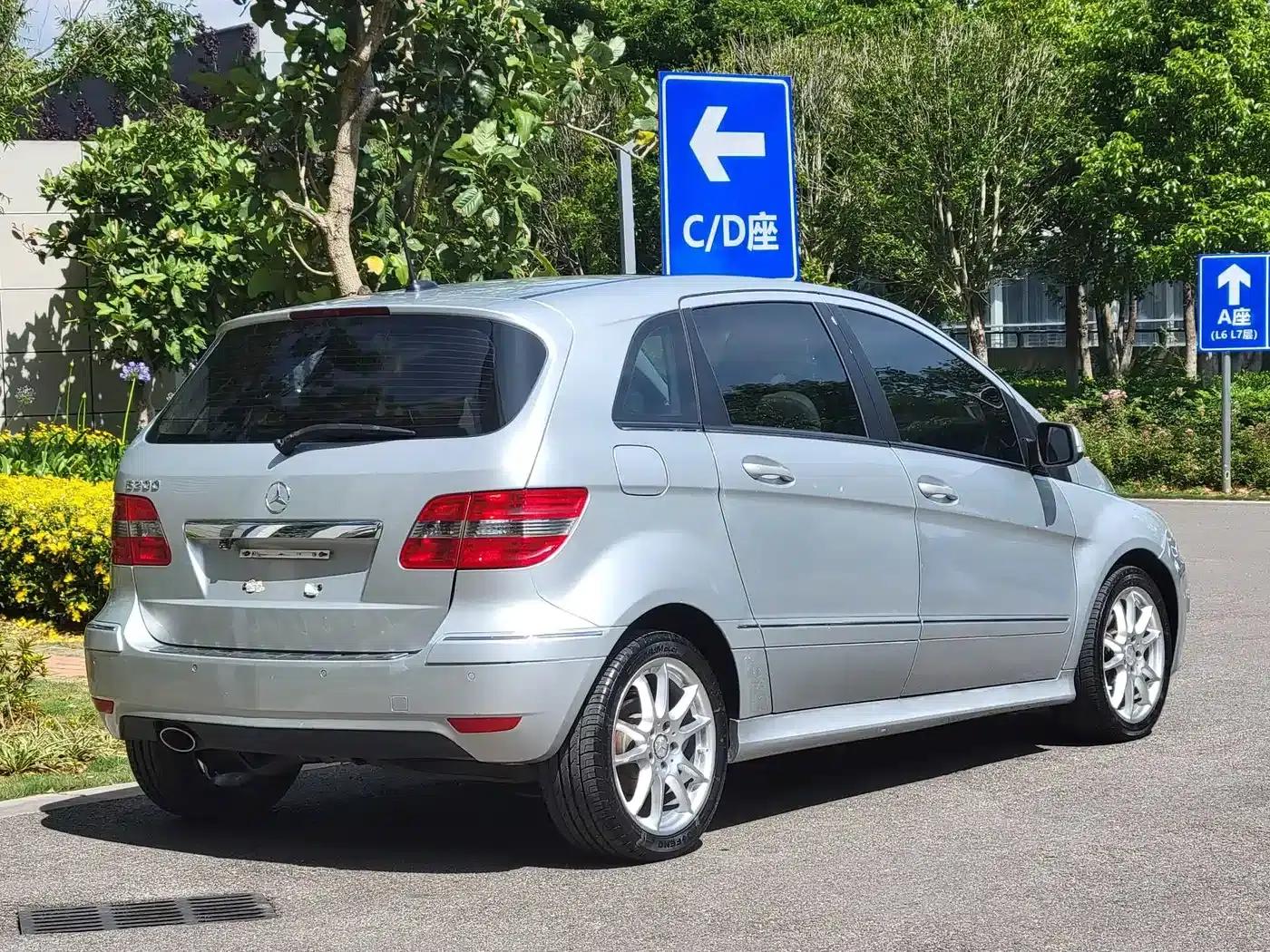2012 Mercedes-Benz B-Class B 200 — миниатюра 9