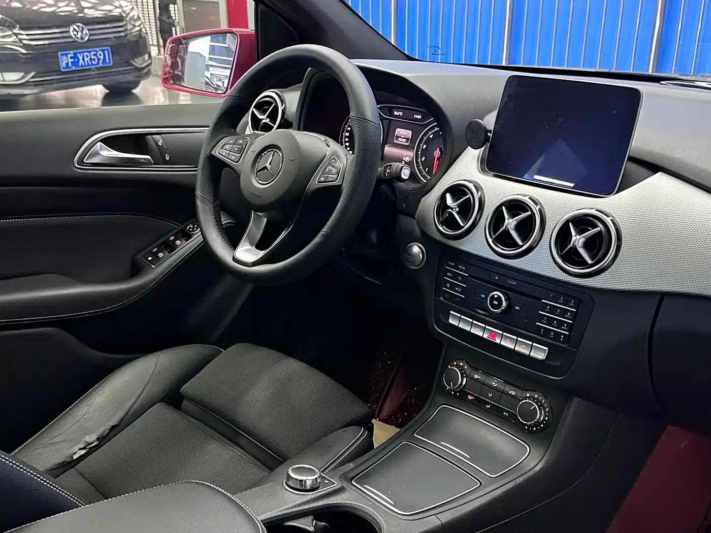 2015 Mercedes-Benz B-Class B 200 Dynamic — миниатюра 10