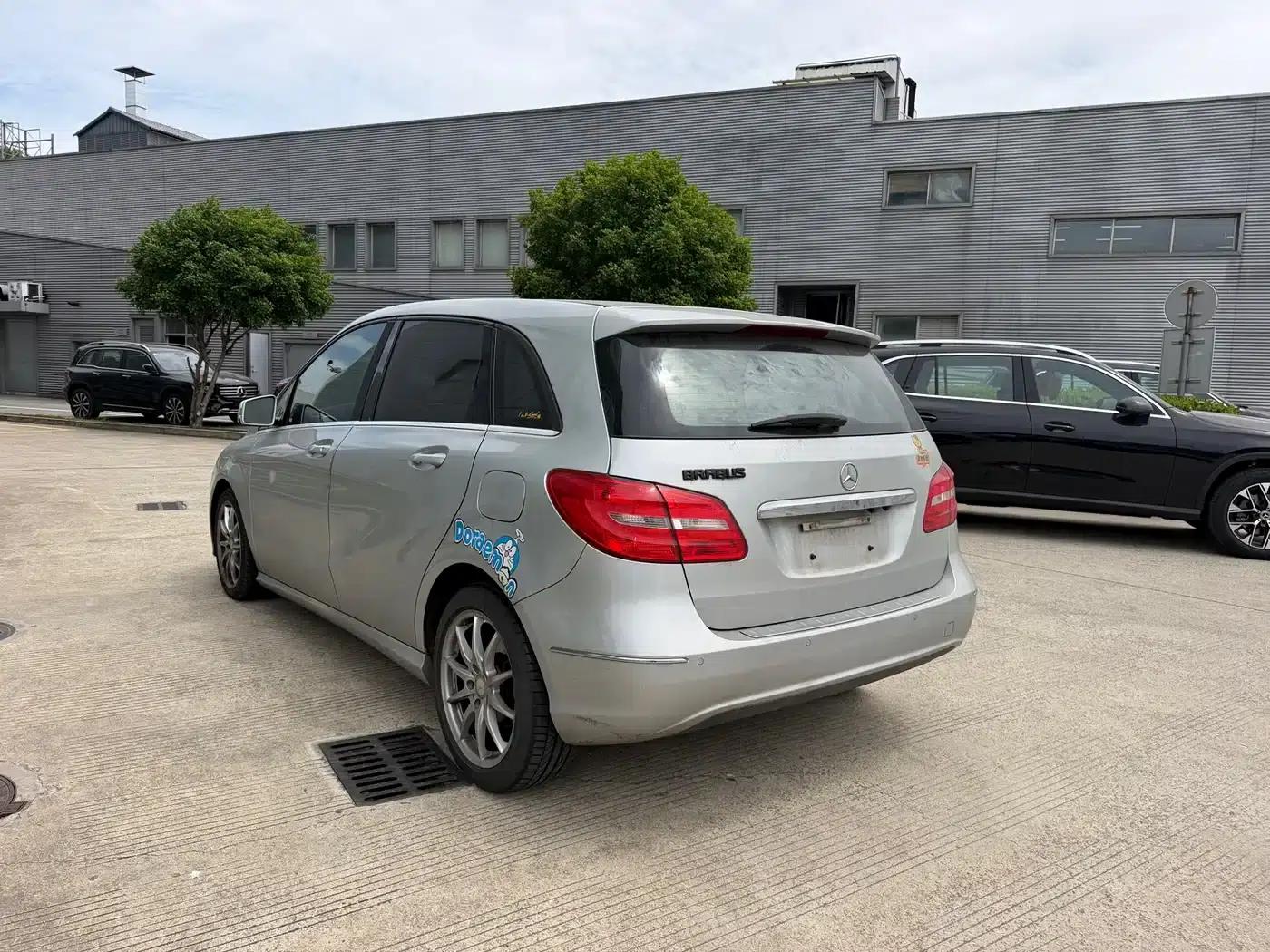 2012 Mercedes-Benz B-Class B 180 — миниатюра 13