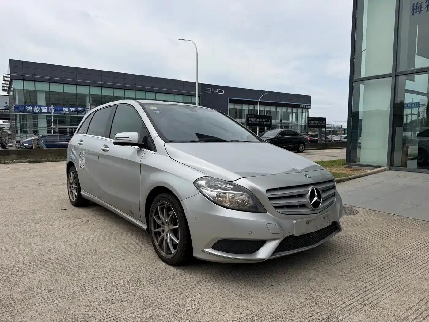 2012 Mercedes-Benz B-Class B 180 — миниатюра 3