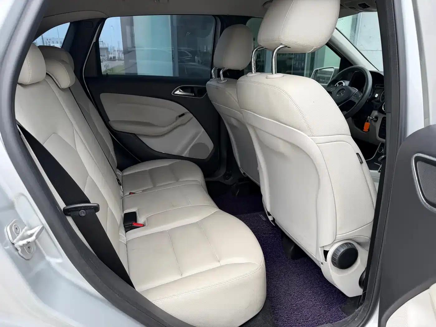 2012 Mercedes-Benz B-Class B 180 — миниатюра 5