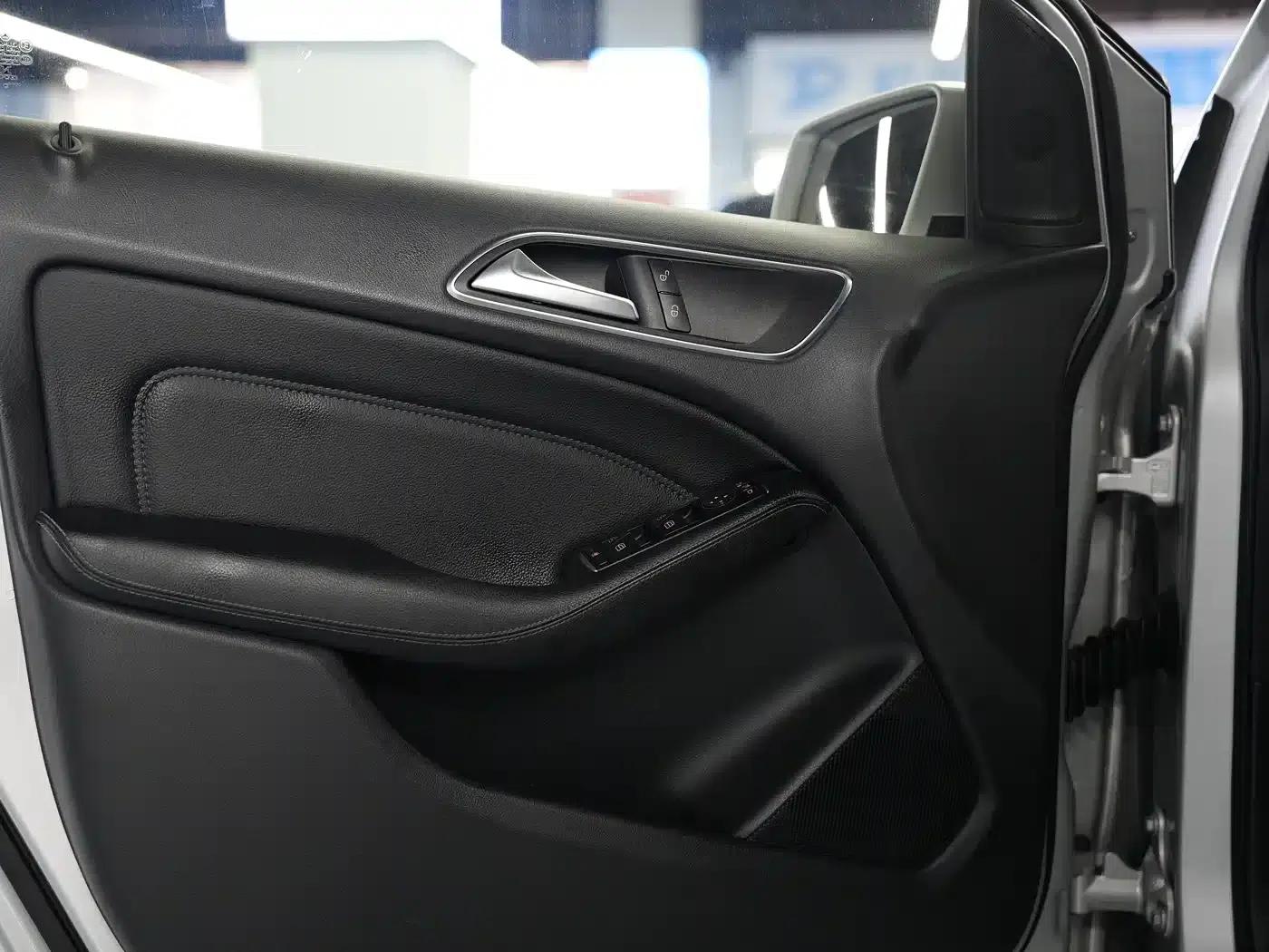 2017 Mercedes-Benz B-Class B 200 Dynamic — миниатюра 18