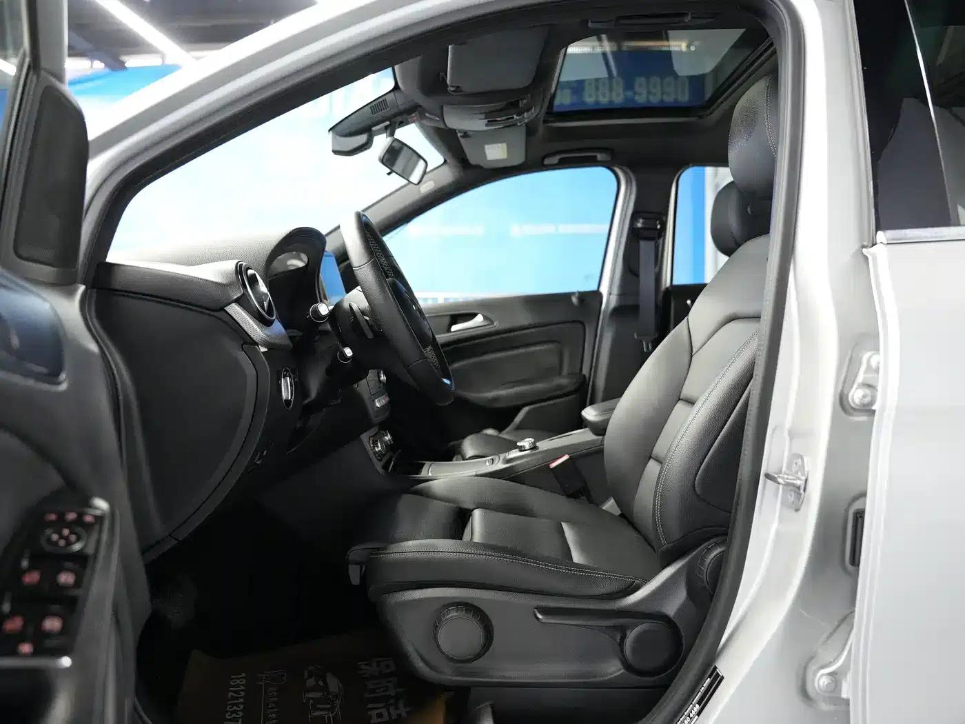 2017 Mercedes-Benz B-Class B 200 Dynamic — миниатюра 4
