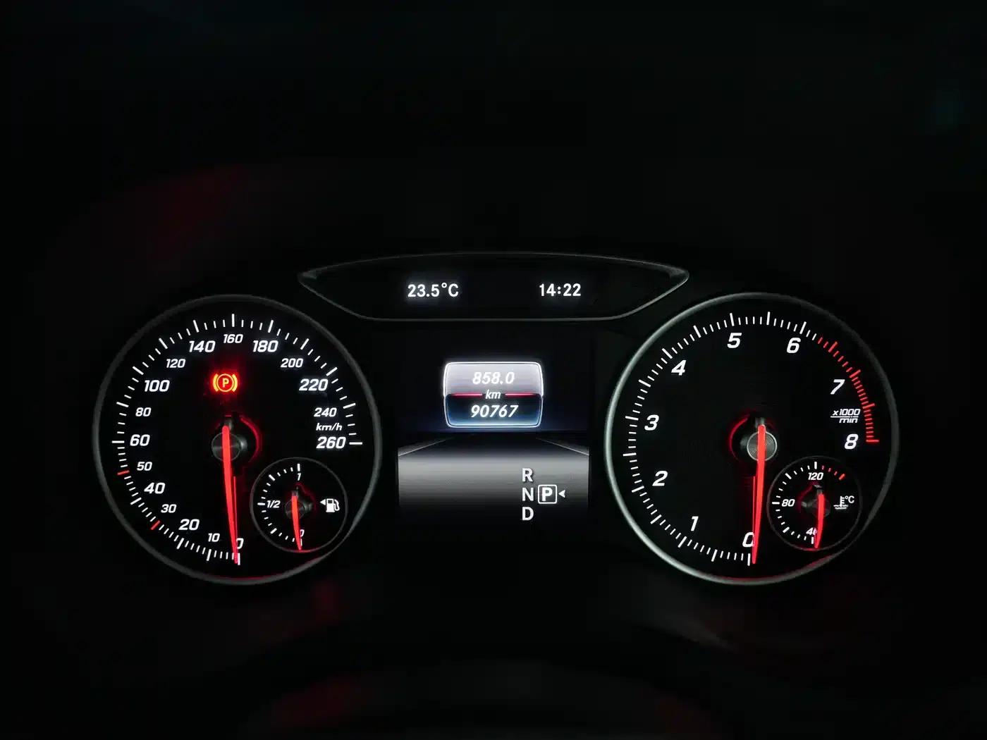 2017 Mercedes-Benz B-Class B 200 Dynamic — миниатюра 8