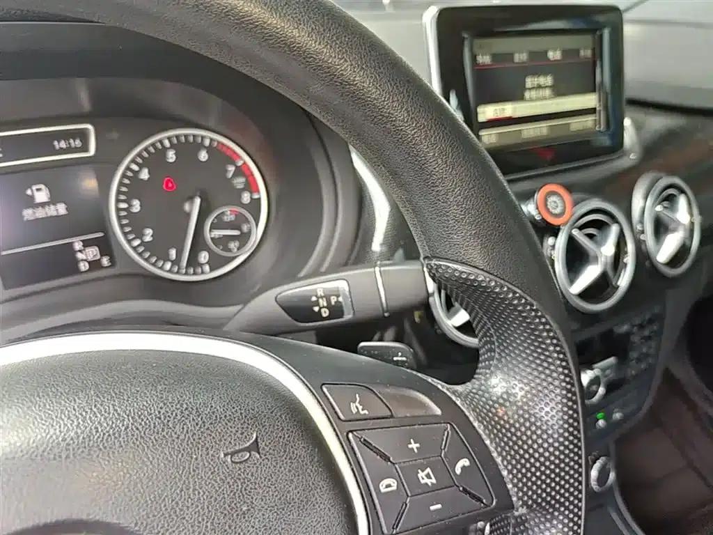 2012 Mercedes-Benz B-Class B 180 — миниатюра 14