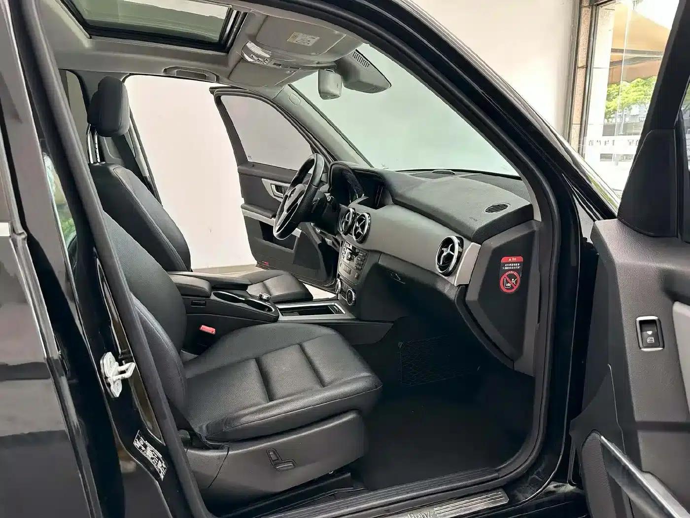 Mercedes-Benz GLK-Class 2015 GLK 300 4MATIC Fashion Ultimate Edition — миниатюра 4