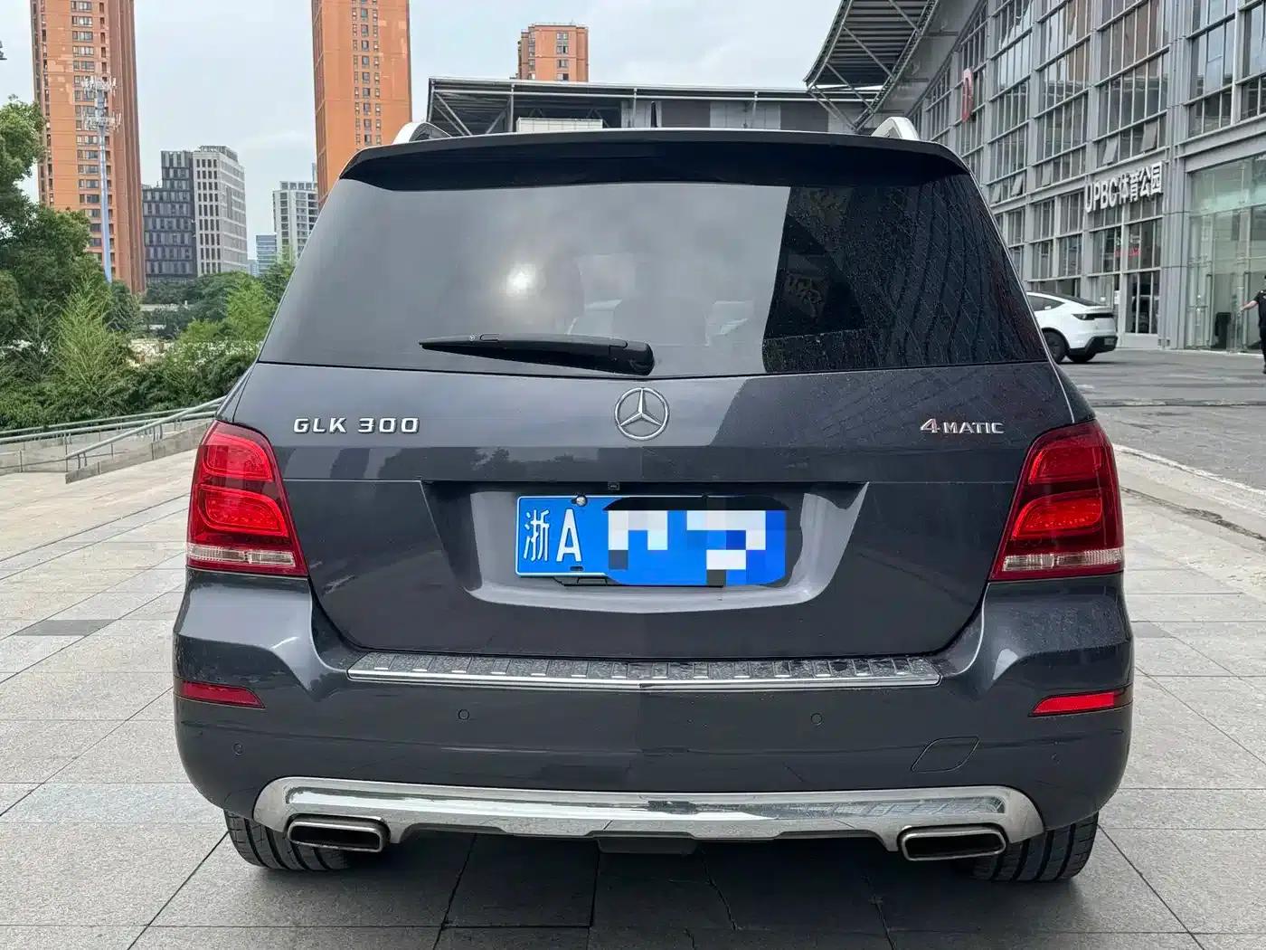 2013 Mercedes-Benz GLK-Class GLK 300 4MATIC Dynamic Sunroof Model — миниатюра 3