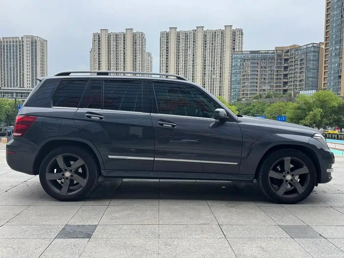 2013 Mercedes-Benz GLK-Class GLK 300 4MATIC Dynamic Sunroof Model — миниатюра 4