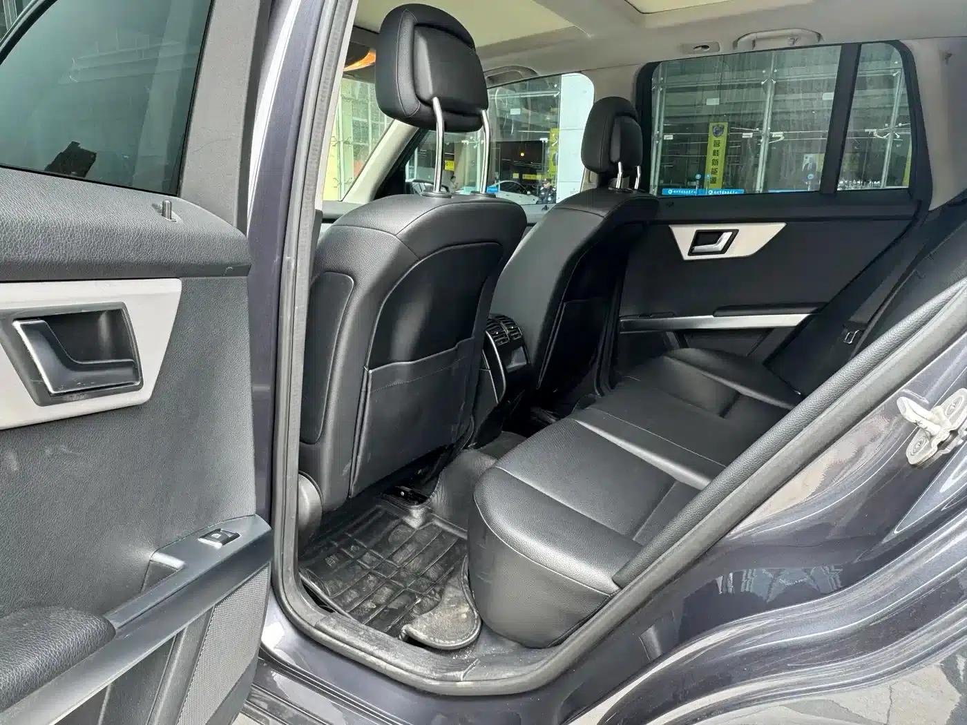 2013 Mercedes-Benz GLK-Class GLK 300 4MATIC Dynamic Sunroof Model — миниатюра 7