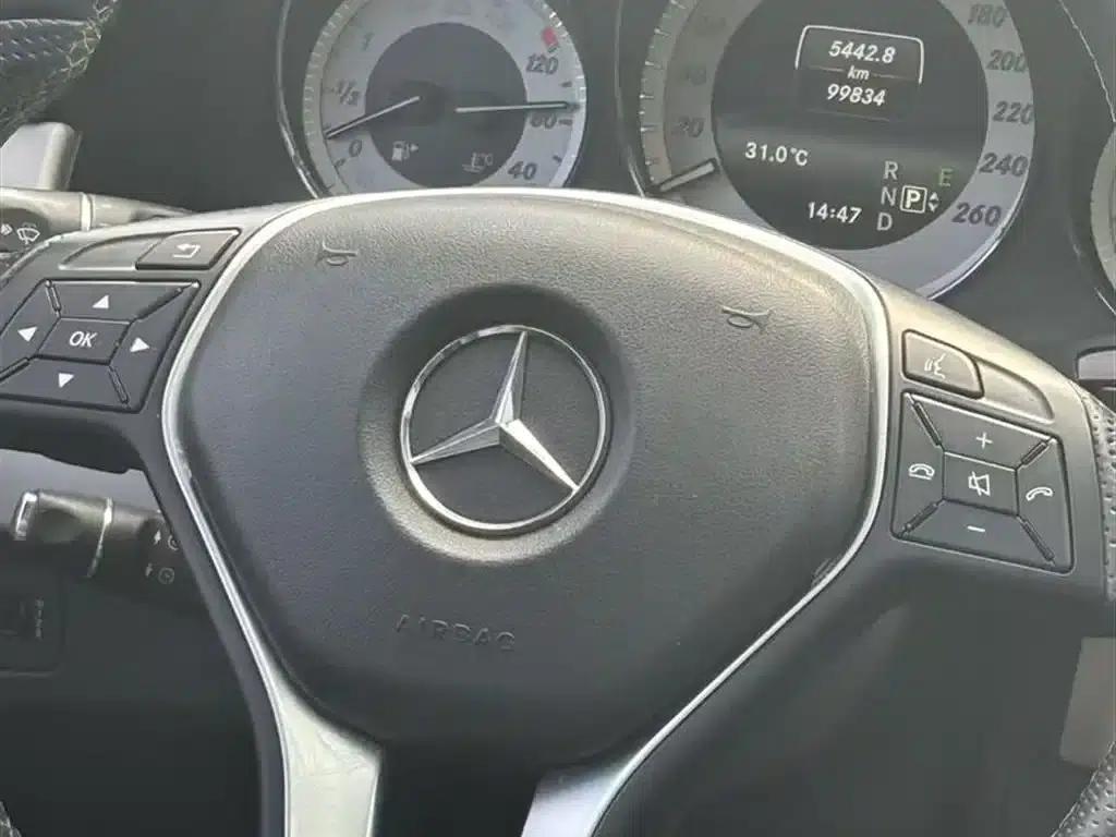 2013 Mercedes-Benz GLK-Class GLK 300 4MATIC Dynamic Sunroof Model — миниатюра 3