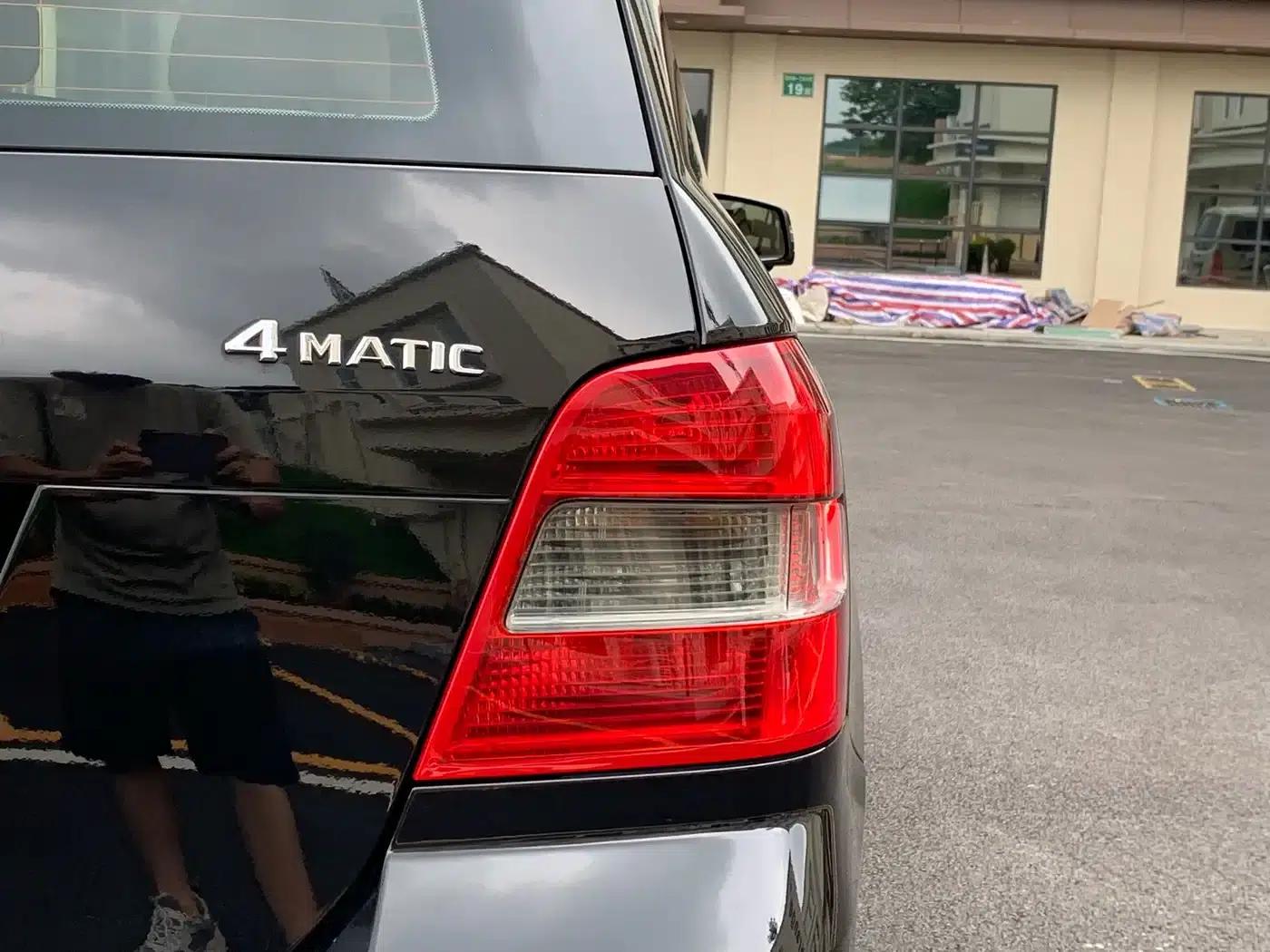Imported 2011 Mercedes-Benz GLK-Class GLK 300 4MATIC Luxury — миниатюра 12