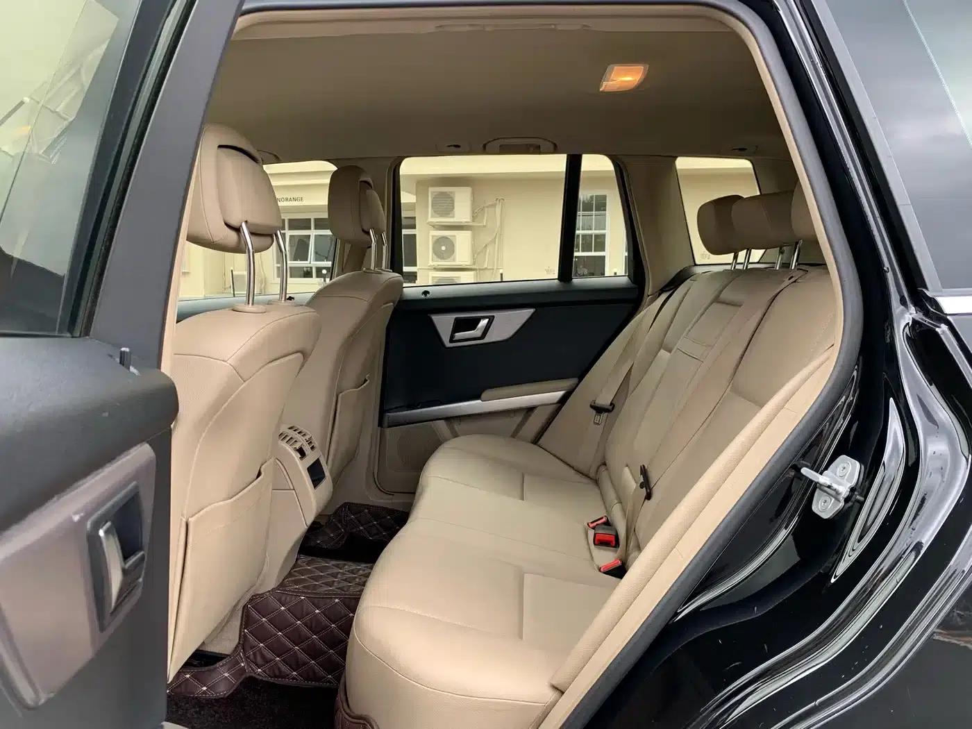 Imported 2011 Mercedes-Benz GLK-Class GLK 300 4MATIC Luxury — миниатюра 14