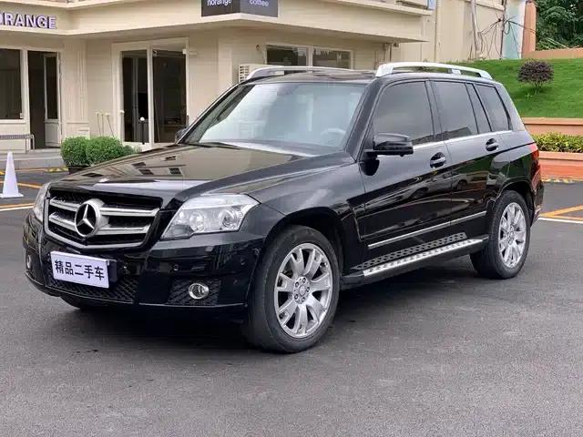 Imported 2011 Mercedes-Benz GLK-Class GLK 300 4MATIC Luxury