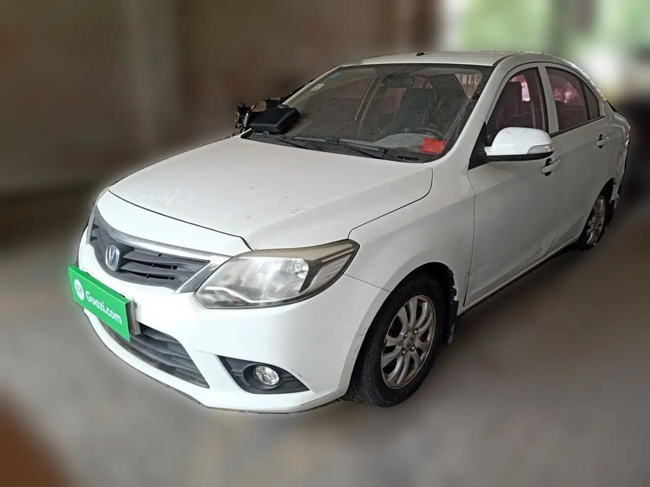 CHANGAN Alsvin V3 2015 1.4L Manual Warm-Hearted Model China V Standard — миниатюра 1