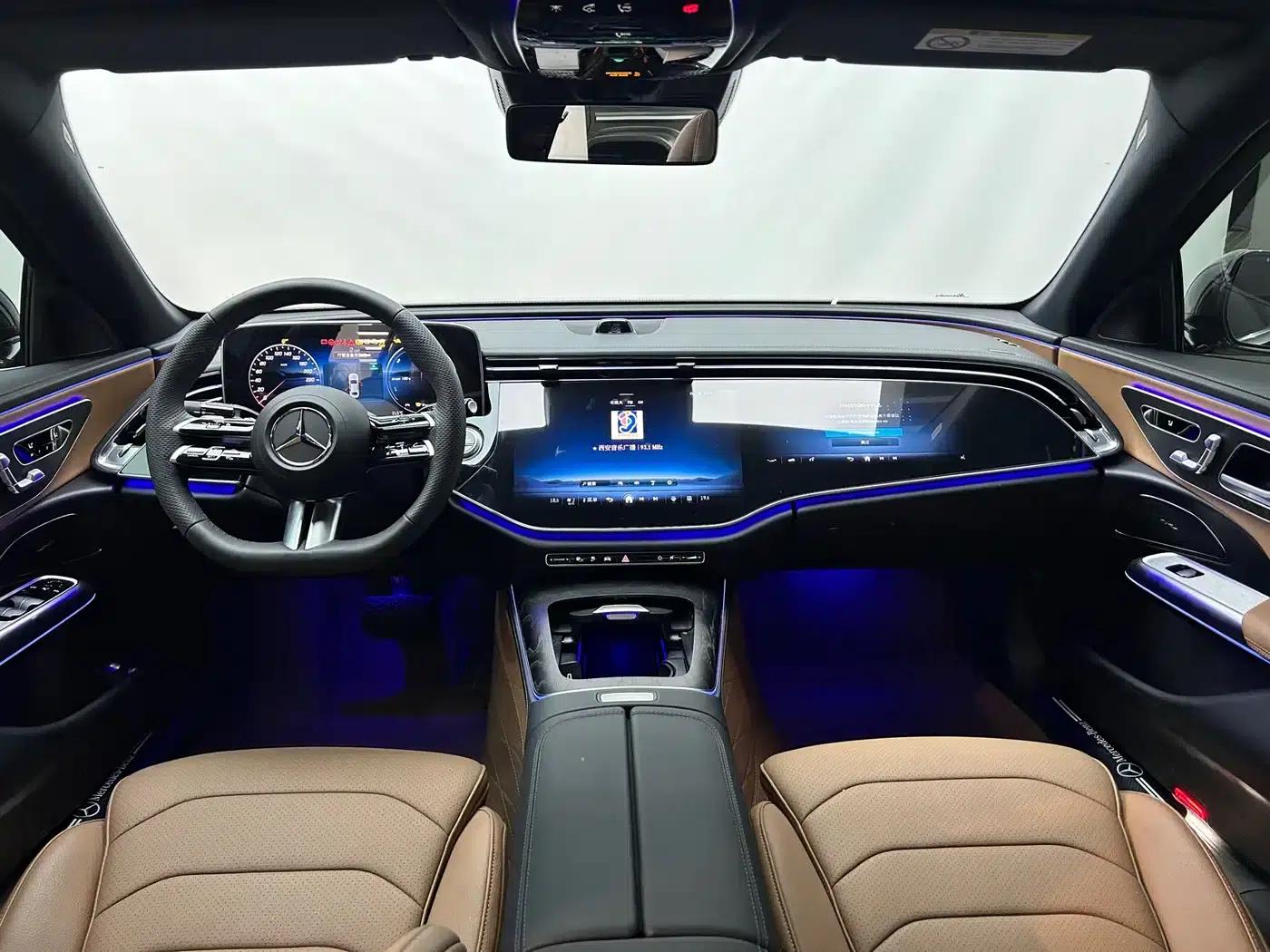 Mercedes-Benz E-Class PHEV 2024 E 350 e L Plug-in Hybrid Sedan — миниатюра 12